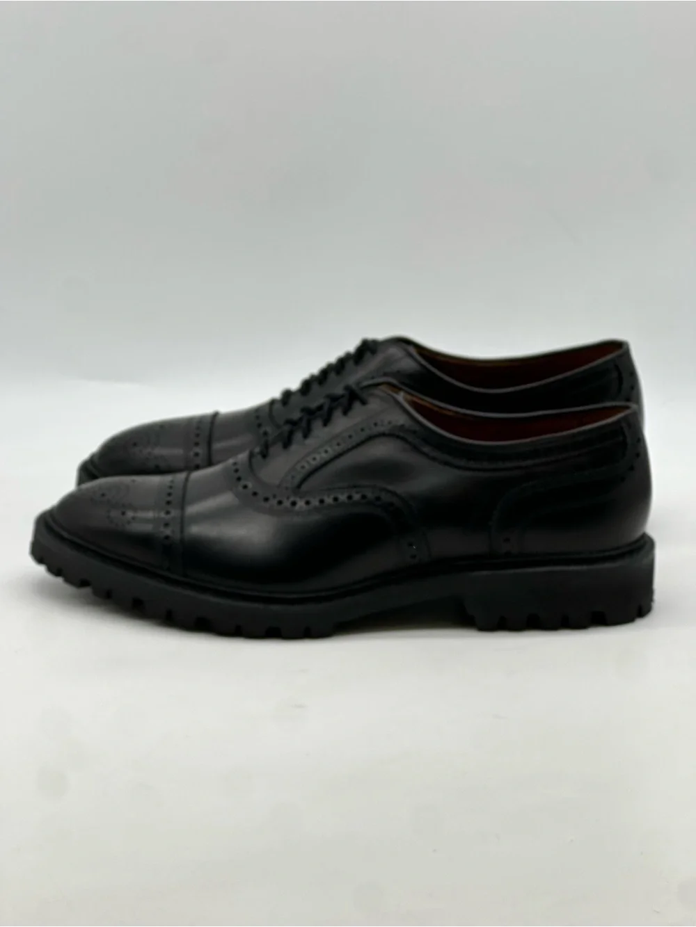 Allen Edmonds Black leather shoe. Size 10
